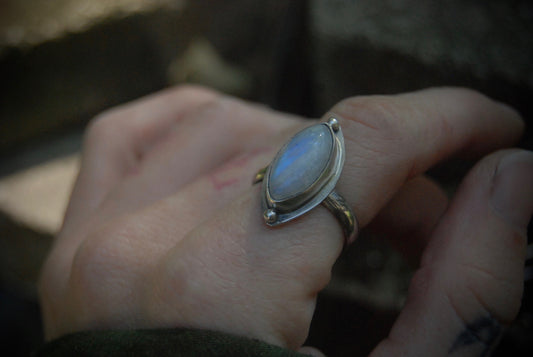 SZ-6.75 Simple Moonstone Ring