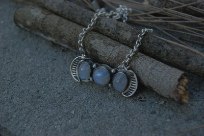 SIREN- Timeless necklace