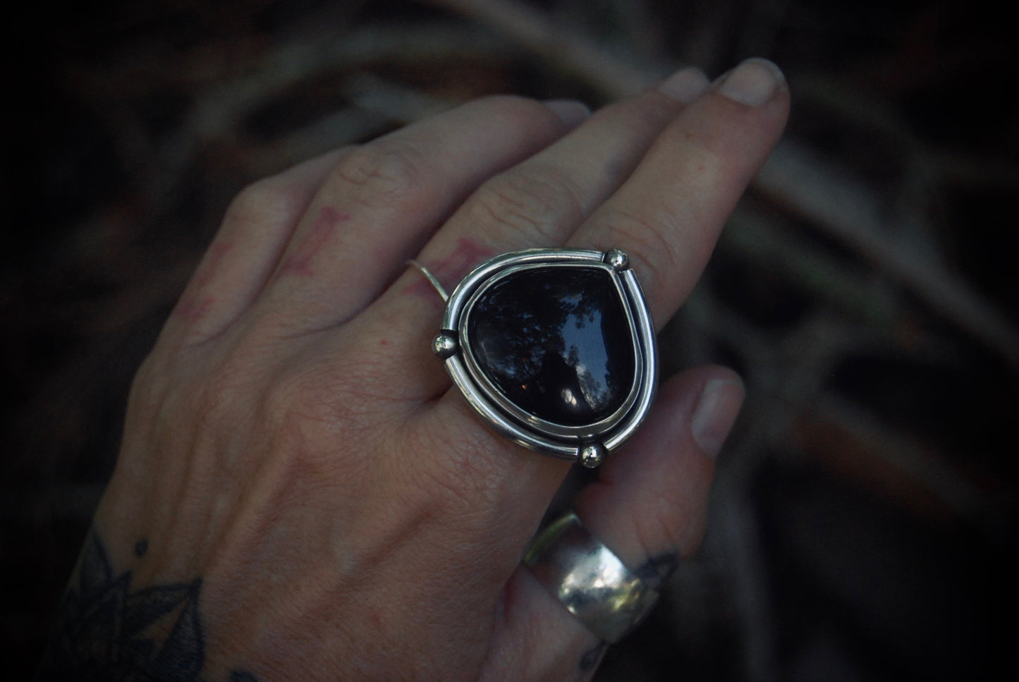 Obsidian Ring sz-7