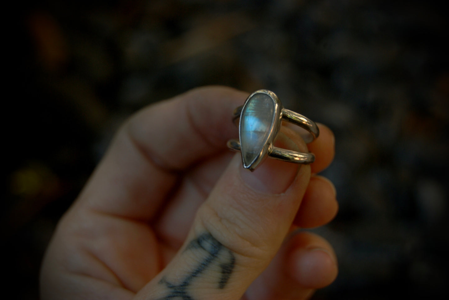Teardrop Moonstone sz-5.75