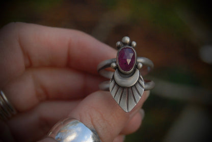 Moon Beam Ring sz-8.75