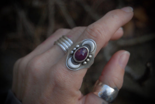 Pink Sapphire Saddle Ring sz-9