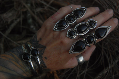 Onyx Stzck Cuff 2