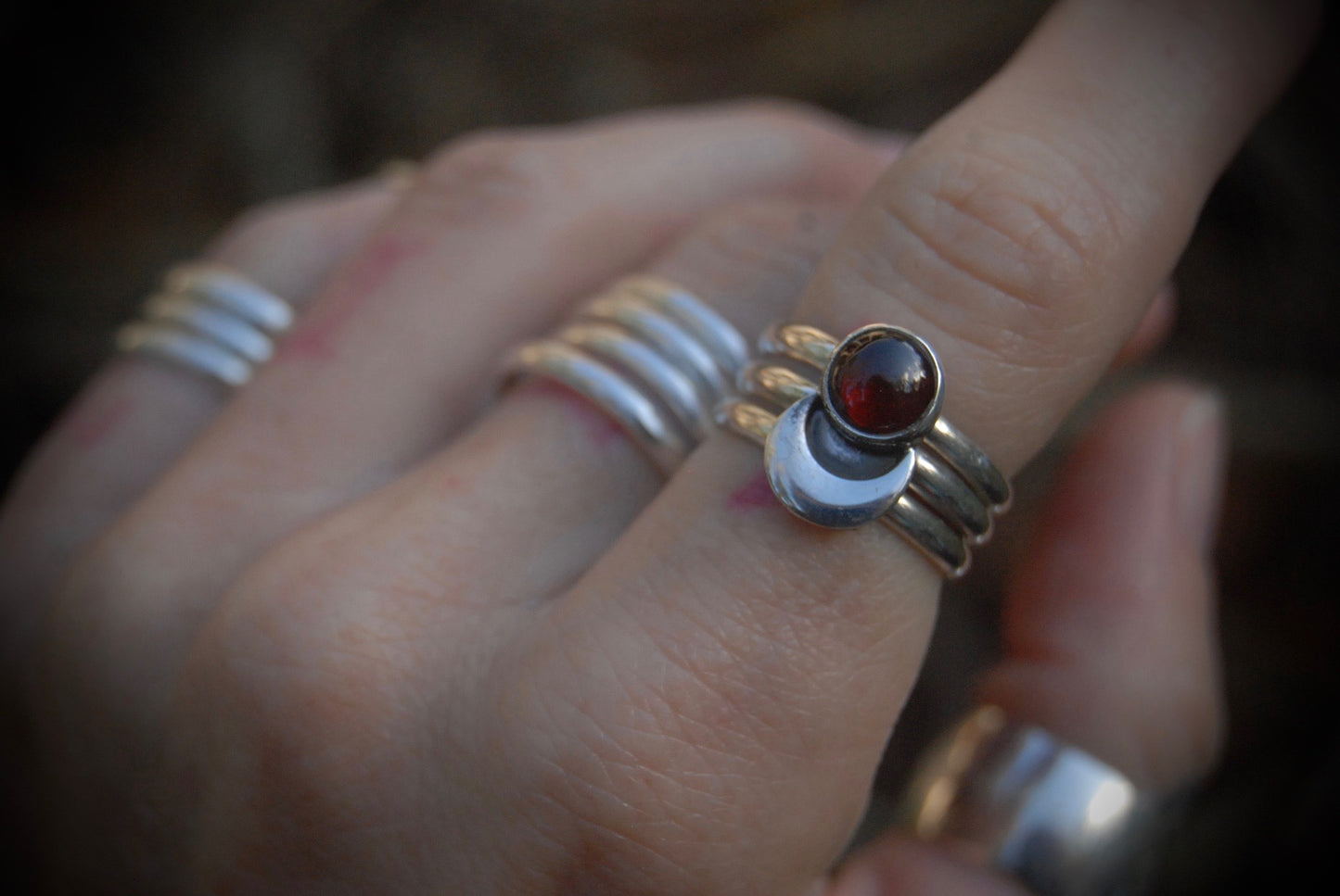 Garnet Moon Stack Set sz-7.25